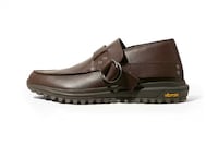 Functional Luxury Footwear Image 4