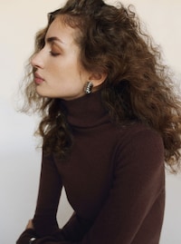 Sustainable Cashmere Apparel Collections Image 4