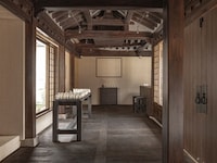 Contemporary Hanok Experiences Image 2