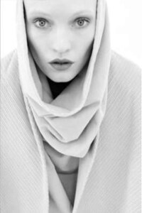 Arabian Drapery Fashion Image 6