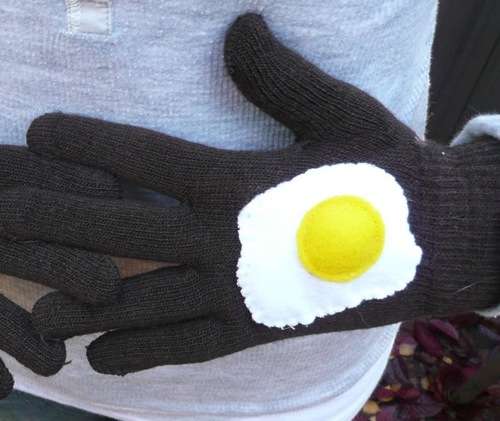 Breakfast-Loving Winter Wear Image 2