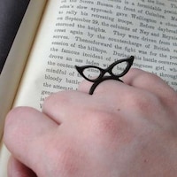 Bespectacled Rings Image 4