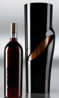 Wood-Enveloped Wine Image 4