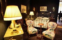 Dead Celebrity Auctions Image 3