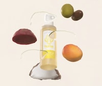 Coconut-Inspired Dry Body Oils Image 2