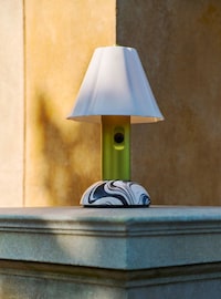 Artful Portable Lighting Image 2