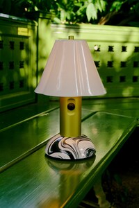 Artful Portable Lighting Image 3