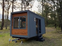 Compact House Getaways