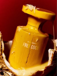 Expressive Coconut Perfumes Image 3