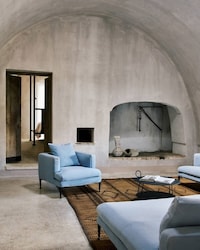 Vaulted Heritage Suites Image 2