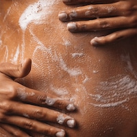 Scented Body Cleansers Image 2