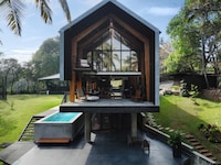 Timber-Framed Coastal Homes Image 3