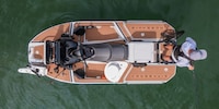 Multifunctional Four-Seater Watercraft Image 8