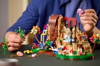 Nostalgic Movie Brick Sets Image 3