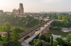 Pedestrian Viaduct Extension