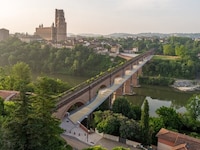Pedestrian Viaduct Extension Image 1