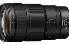 Professional-Grade Standard Zoom Lenses