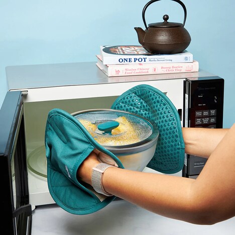 Circular Oven Mitts