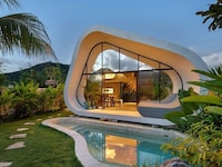 Climate-Responsive Prefab Homes Image 1