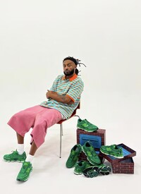 Green High-Performance Sneakers Image 2