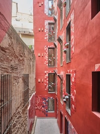 Triangular Social Housing Image 4