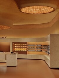 Algae Lit Retail Caves Image 3