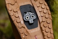 User-Friendly Cyclist Shoe Cleats Image 1