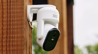 Full-Range Panning Security Cameras Image 1
