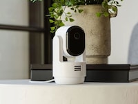 Full-Range Panning Security Cameras Image 2