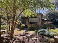 Historic Hemicycle Home Image 1