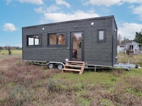 Single-Floor Tiny Homes Image 1
