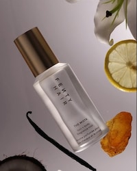 Refreshing Hair Mists Image 1