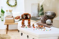 Festive Sci-Fi Building Toys Image 2