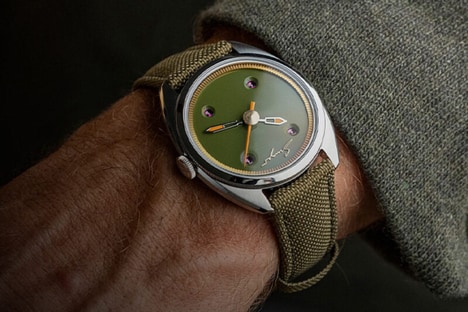 Simplistically Artistic Timepieces