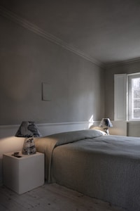 Sculptural Glass Lighting Image 2
