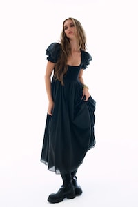 Uniform-Inspired Apparel Collections Image 4
