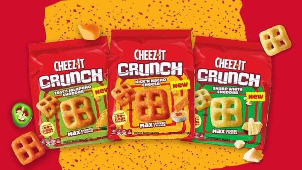 3D-Shaped Cheese Cracker Snacks