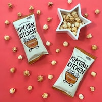 Festive Biscuit-Flavored Popcorns