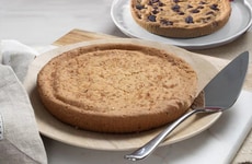 Oversized Pizza-Style Cookies