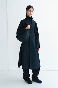 Seasonal Wardrobe Capsules Image 3