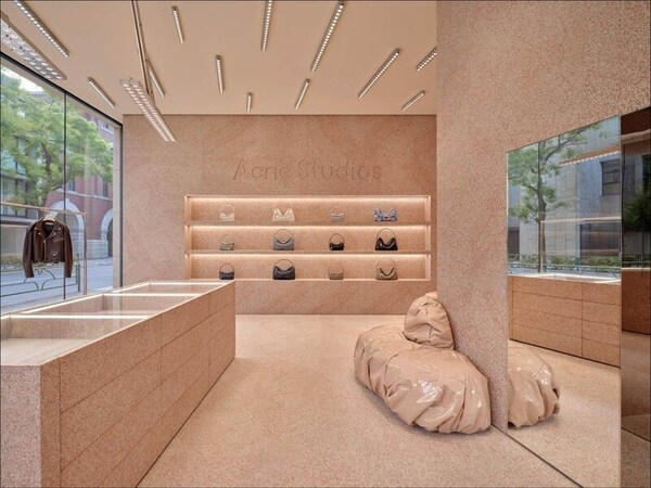 texturally artistic fashion stores