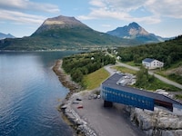 Industrial Waterfront Headquarters Image 3