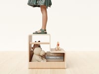 Kids Modern Step Stool Image 2