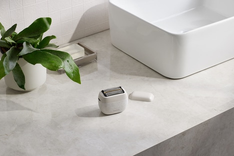 Compact Electric Razors