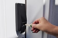 Accessible Palm-Scanning Door Locks Image 3