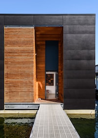 Modern Floating Homes Image 2