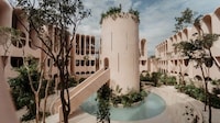 Vaulted Pink Complexes Image 4