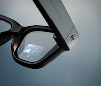Demure Display-Equipped Eyewear Image 3
