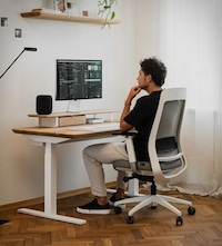 Handcrafted Pro-Grade Standing Desks Image 4