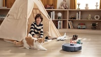 Self-Sterilizing Robot Vacuums Image 5